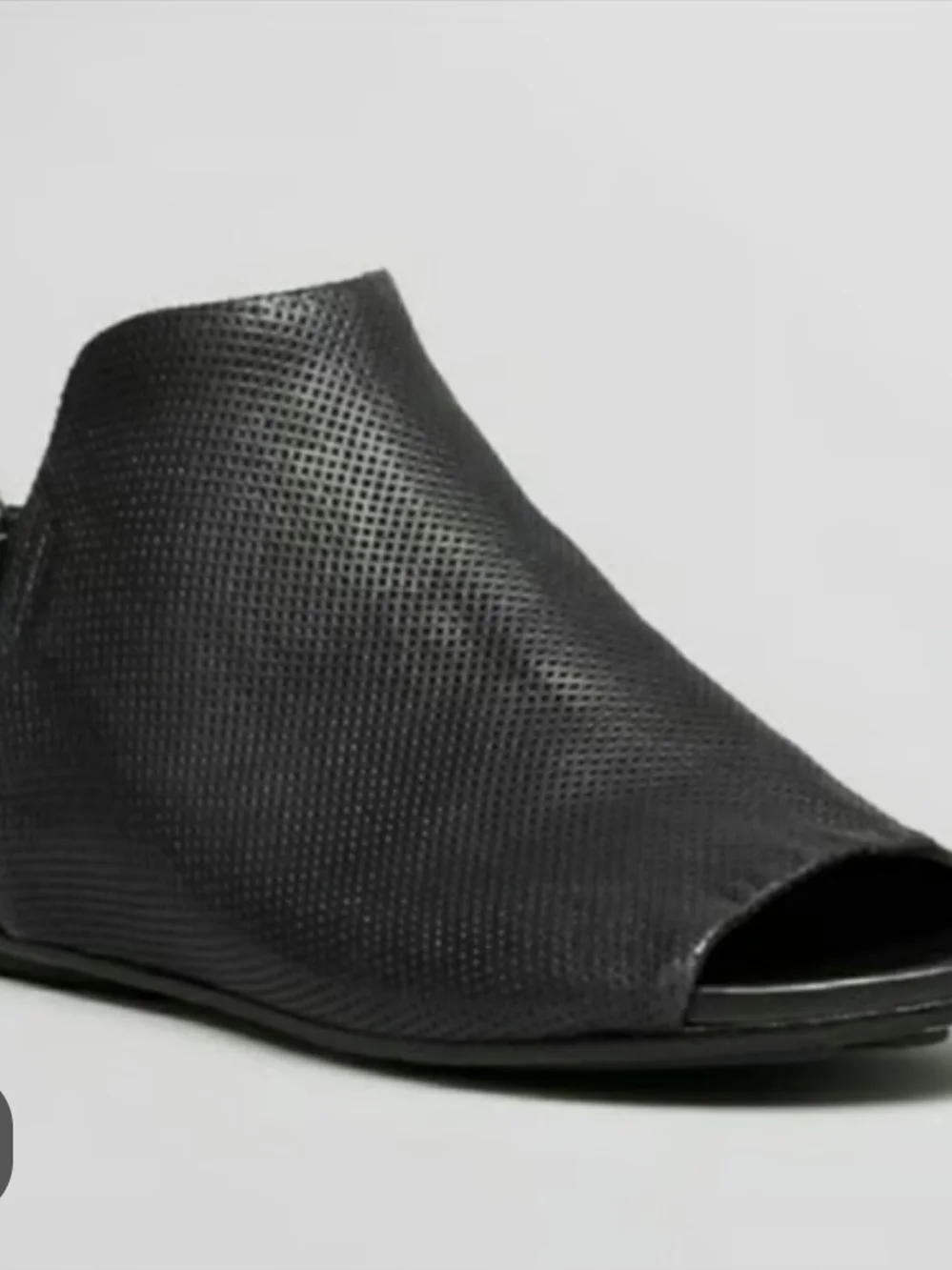 Gentle Souls Rocker 3 Le Black Leather Slingback Sandals Size 7.5M